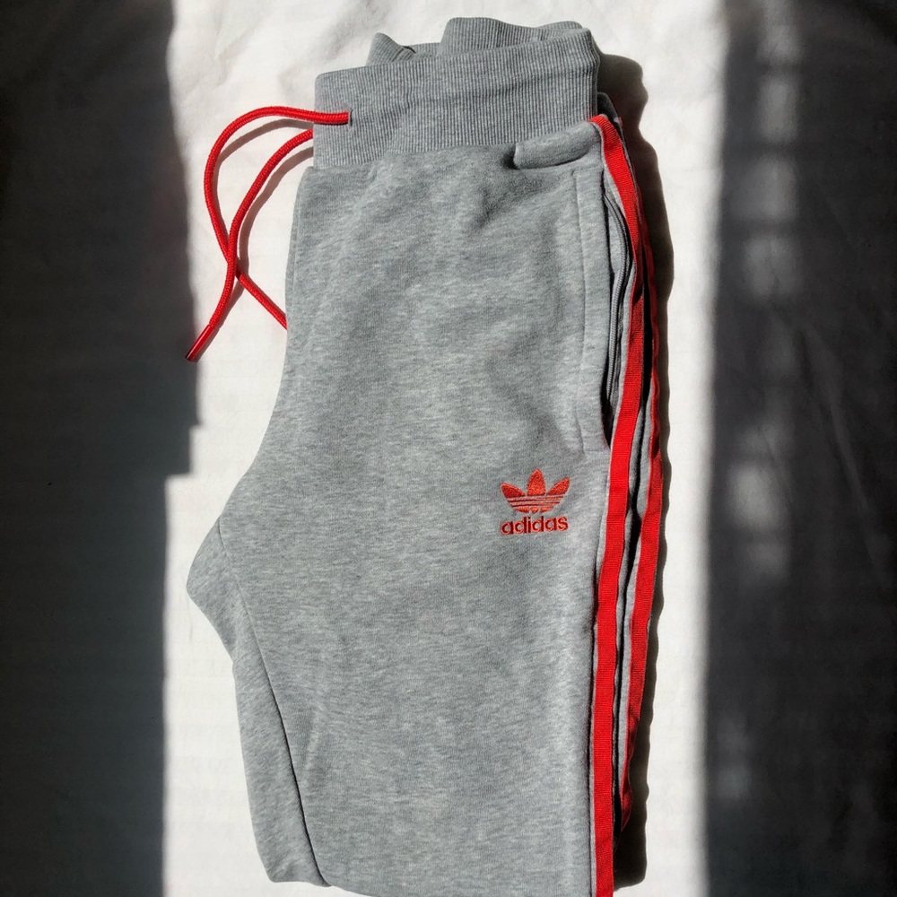 ADIDAS SWEATPANTS/JOGGERS